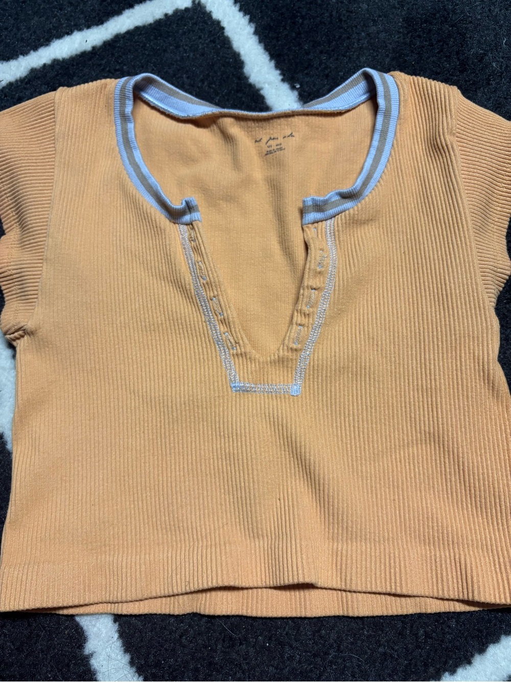 Out from Under by Urban Outfitters orange/blue cropped tee